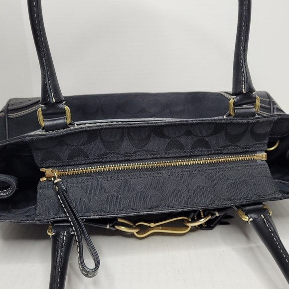 Coach Chelsea Optic Signature Handbag Black K0671-10508 - Picture 9 of 9